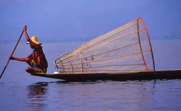 Déjeuner éphémère sur le Lac Inle